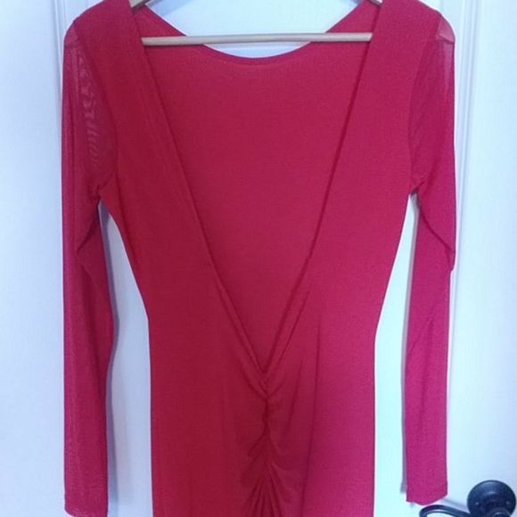 Backless dress - Picture 4 of 5